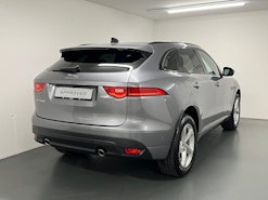 Vehicle image JAGUAR F-PACE0