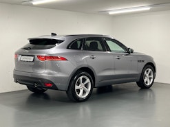 Vehicle image JAGUAR F-PACE0