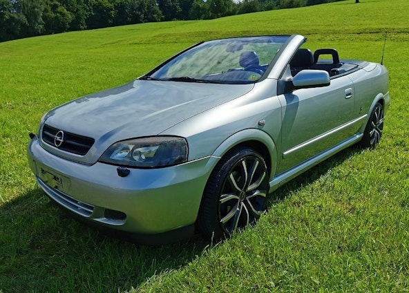 Vehicle image 2 Vehicle image 2