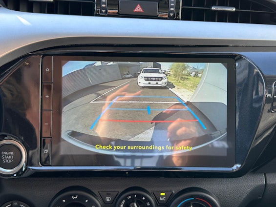 Vehicle image 14