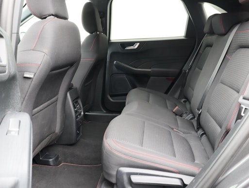 FORD Kuga 2.5 Hybrid ST-Line 4x4 3