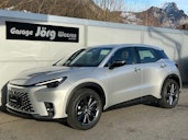 First vehicle image