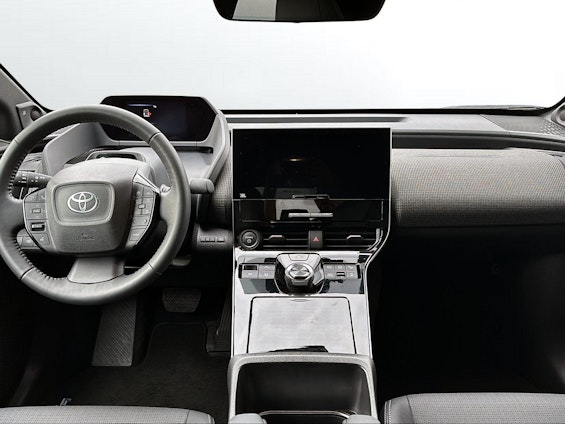 Vehicle image 37 Vehicle image 37