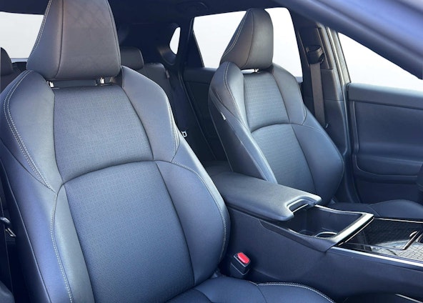 Vehicle image 7 Vehicle image 7