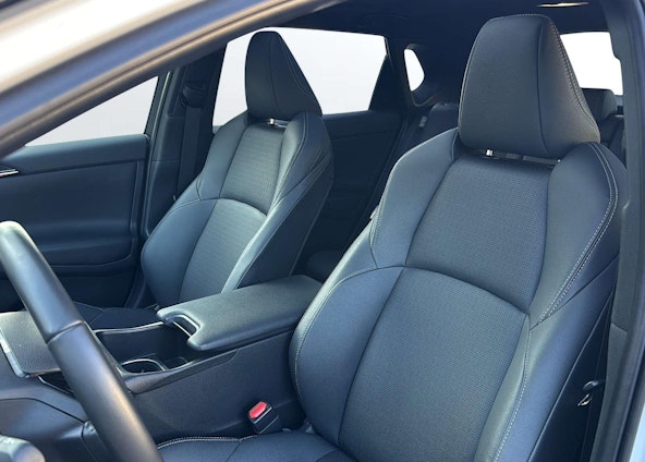 Vehicle image 5 Vehicle image 5