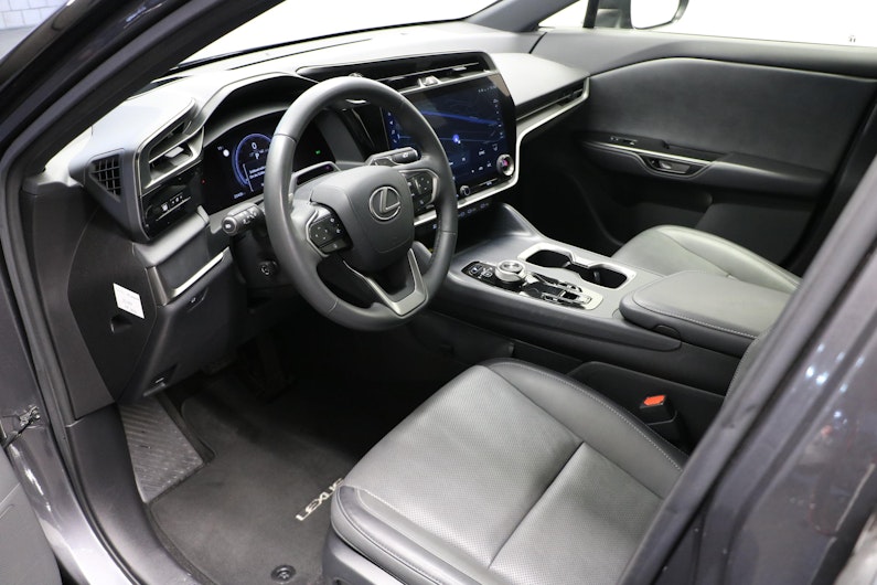 Vehicle image LEXUS RZ