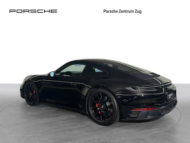 Porsche 911 Carrera 4 GTS