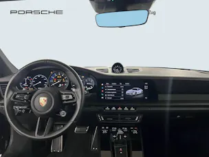 Porsche 911 Carrera 4 GTS