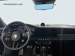 Porsche 911 Carrera 4 GTS