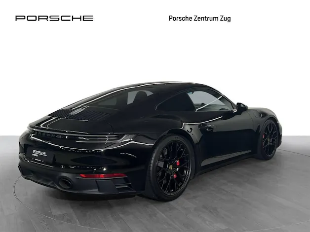 Porsche 911 Carrera 4 GTS