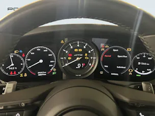 Porsche 911 Carrera 4 GTS