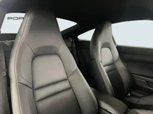 Porsche 911 Carrera 4 GTS