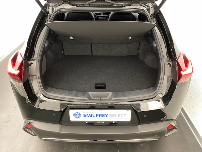 Vehicle image LEXUS UX