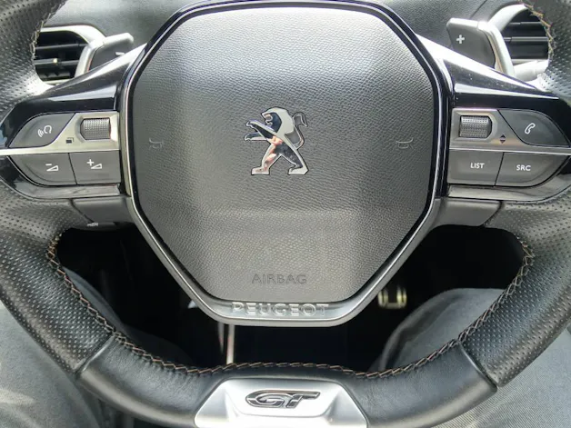 Peugeot 3008 1.6 Plug-in Hybrid4 GT
