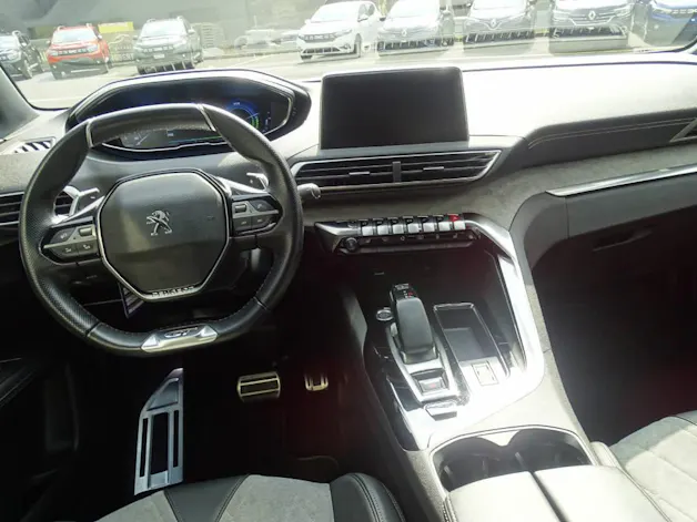 Peugeot 3008 1.6 Plug-in Hybrid4 GT