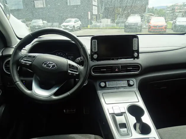 Hyundai Kona Electric Amplia
