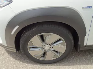Hyundai Kona Electric Amplia