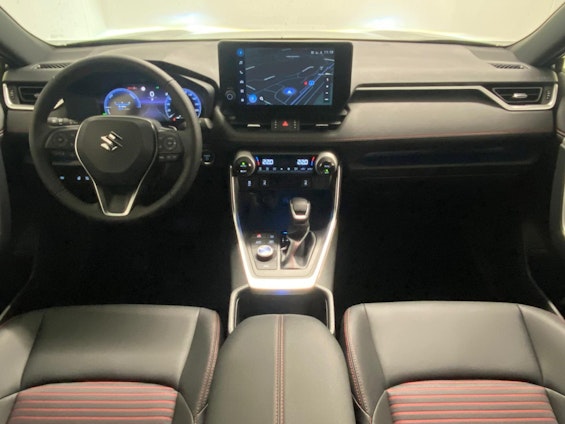 Vehicle image 10