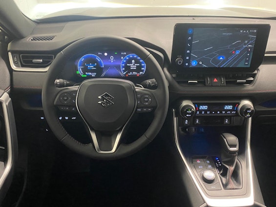 Vehicle image 11