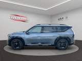 First vehicle image