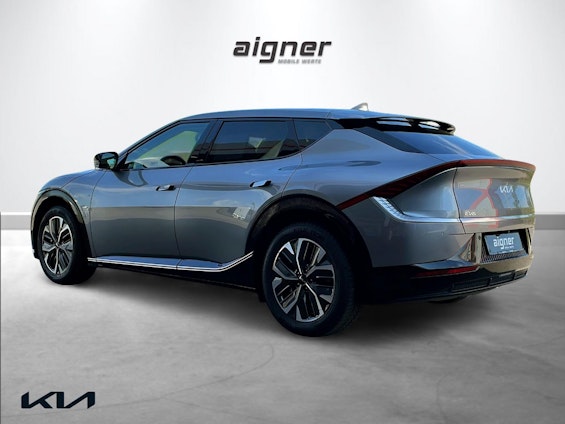 Vehicle image 3 Vehicle image 3