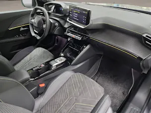 Peugeot E-2008 GT