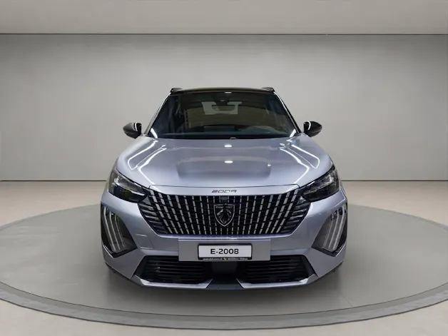 Peugeot E-2008 GT
