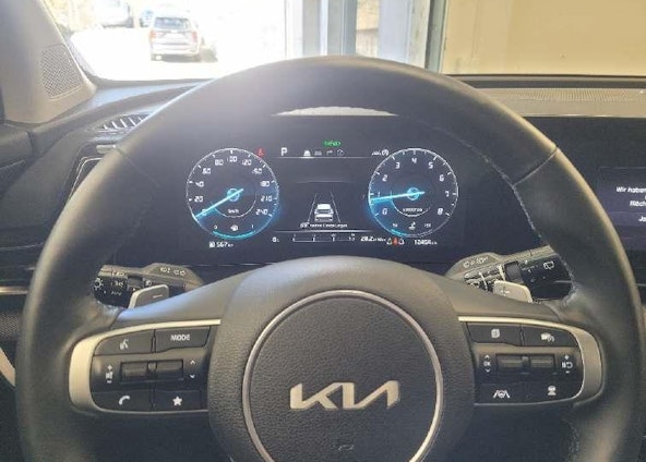 Vehicle image 4 Vehicle image 4