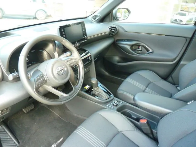 Toyota Yaris Cross 1.5 VVT-i HSD Adventure AWD-i