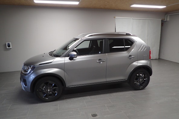 Vehicle image 13