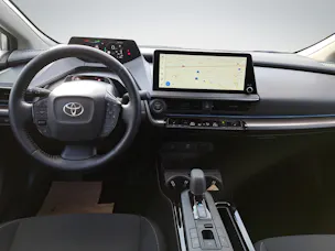 Toyota Prius 2.0 Plug-In-Hybrid Style
