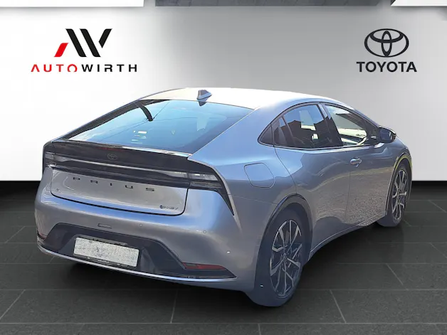 Toyota Prius 2.0 Plug-In-Hybrid Style