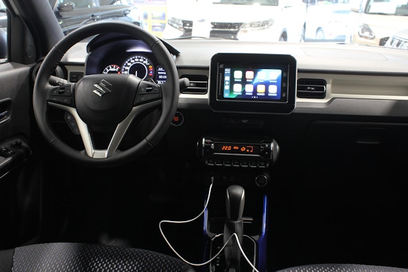 Vehicle image 12
