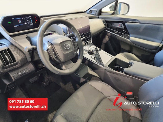 Vehicle image 3 Vehicle image 3