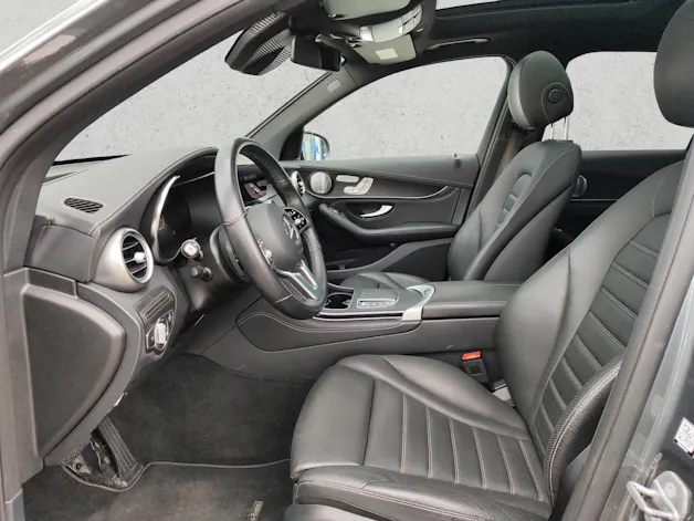 Mercedes-Benz GLC 300 AMG Line 4m