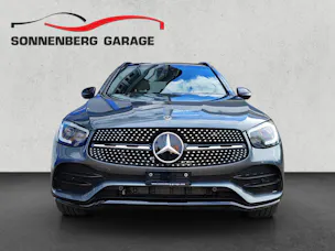 Mercedes-Benz GLC 300 AMG Line 4m