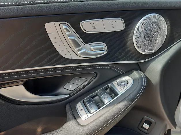 Mercedes-Benz GLC 300 AMG Line 4m