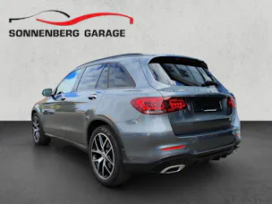 Mercedes-Benz GLC 300 AMG Line 4m