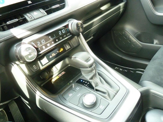 Vehicle image 9 Vehicle image 9