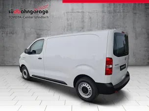 Toyota PROACE Van L1 50KWh Active