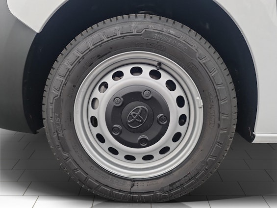 Vehicle image 13 Vehicle image 13