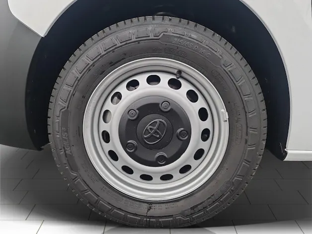 Toyota PROACE Van L1 50KWh Active