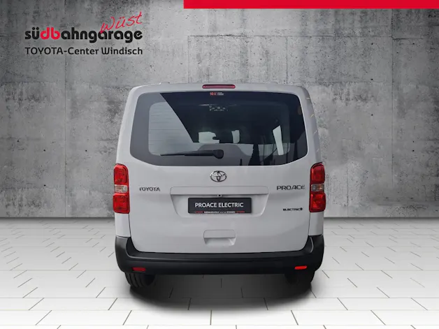 Toyota PROACE Van L1 50KWh Active