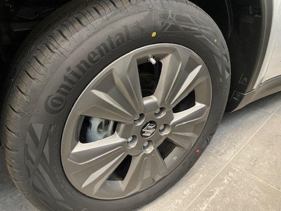 Vehicle image 5 Vehicle image 5