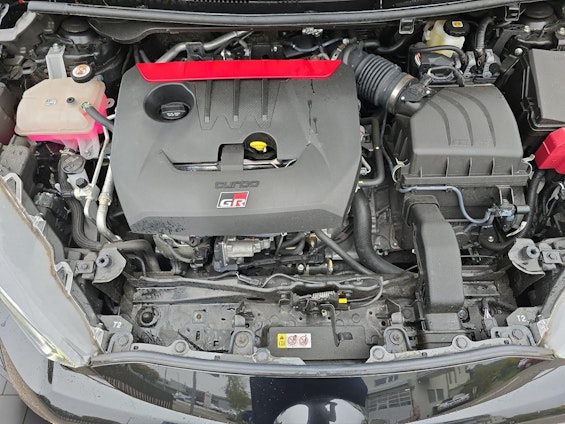 Vehicle image 15 Vehicle image 15