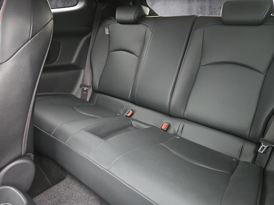 Vehicle image 9 Vehicle image 9