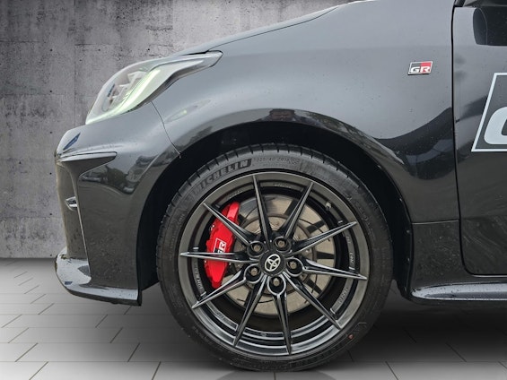 Vehicle image 14 Vehicle image 14