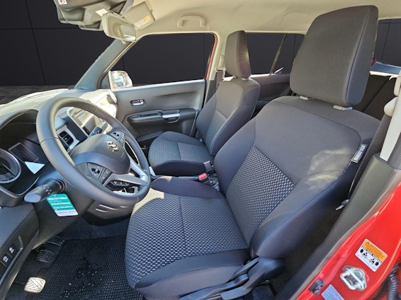 Vehicle image 9 Vehicle image 9