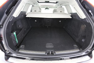 Vehicle image VOLVO XC60 2.0 T8 TE Inscription eAWD