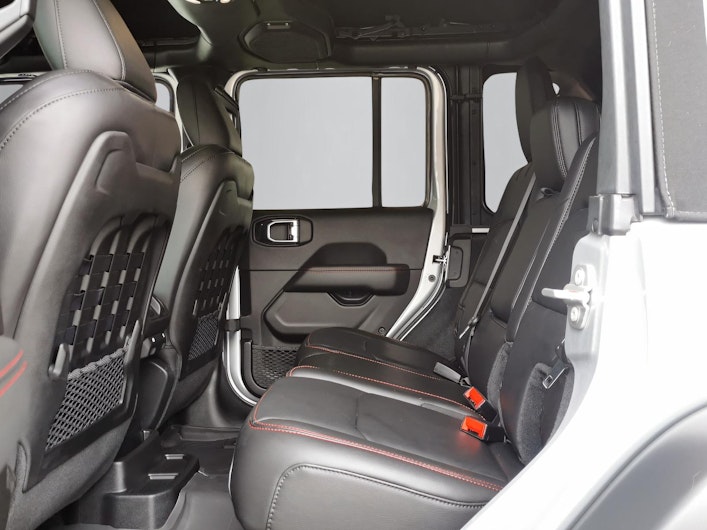 Vehicle image JEEP WRANGLER